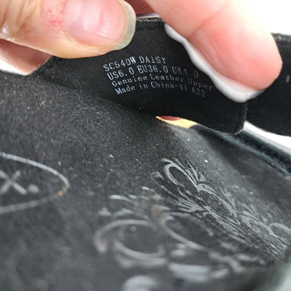 Aetrex Daisy Leather Black Silver Metallic Wedge Sandals Size 36 US 6 Adjustable - Picture 10 of 13